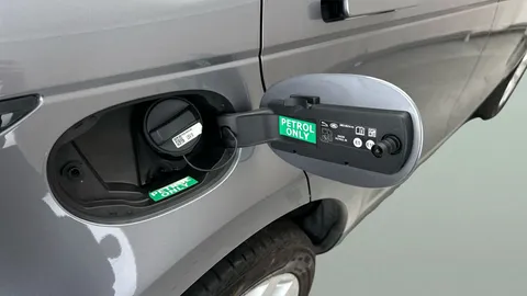 Thumbnail image for the Land Rover Range Rover Evoque 1.5 P300e 12.2kWh SE   Plug-in  4WD