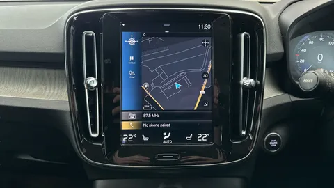 Thumbnail image for the Volvo XC40 1.5h T5 Twin Engine Recharge 10.7kWh Inscription   Plug-in