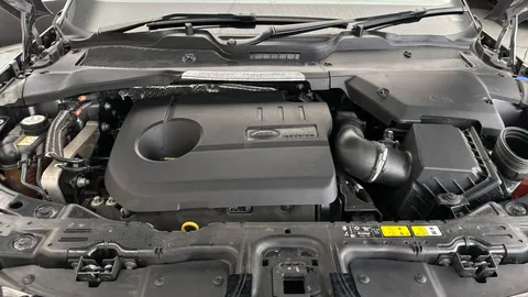 Thumbnail image for the Land Rover Range Rover Evoque 1.5 P300e 12.2kWh SE   Plug-in  4WD