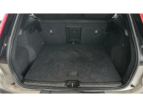 Thumbnail image for the Volvo XC40 1.5h T5 Twin Engine Recharge 10.7kWh Inscription   Plug-in