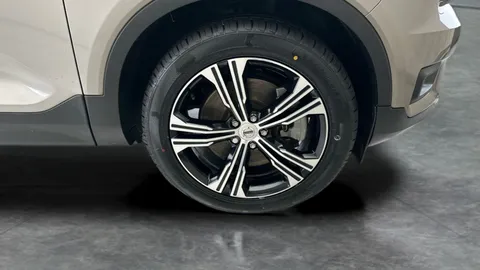 Thumbnail image for the Volvo XC40 1.5h T5 Twin Engine Recharge 10.7kWh Inscription   Plug-in