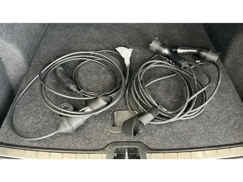 Thumbnail image for the Volvo XC40 1.5h T5 Twin Engine Recharge 10.7kWh Inscription   Plug-in
