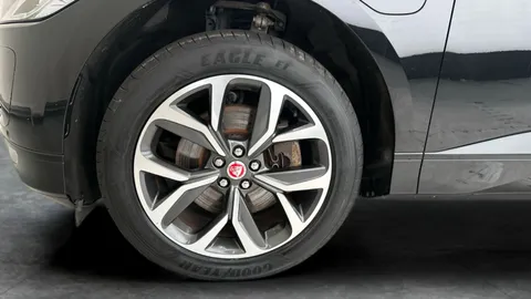 Thumbnail image for the Jaguar I-Pace 400 90kWh HSE Black   4WD