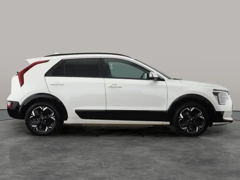 Thumbnail image for the Kia Niro 64.8kWh 4