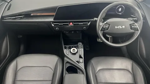 Thumbnail image for the Kia Niro 64.8kWh 4
