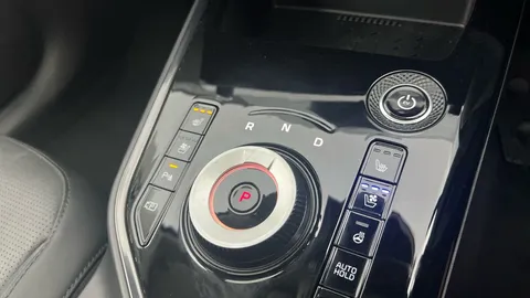 Thumbnail image for the Kia Niro 64.8kWh 4