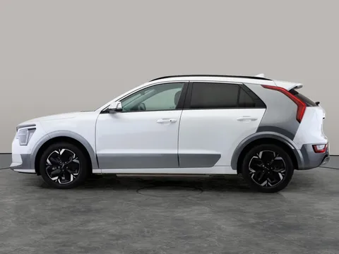 Thumbnail image for the Kia Niro 64.8kWh 4