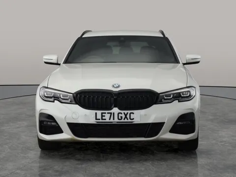 Thumbnail image for the BMW 3 Series 2.0 330e 12kWh M Sport Touring  Plug-in