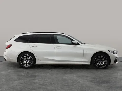 Thumbnail image for the BMW 3 Series 2.0 330e 12kWh M Sport Touring  Plug-in