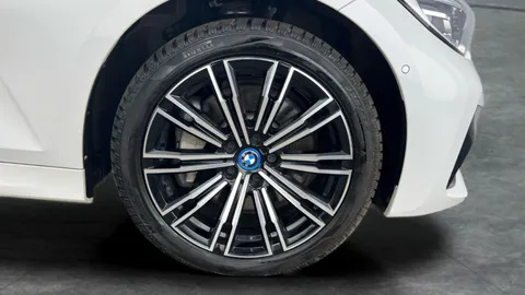 Thumbnail image for the BMW 3 Series 2.0 330e 12kWh M Sport Touring  Plug-in