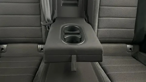 Thumbnail image for the Volkswagen Golf 2.0 TSI R   DSG 4Motion