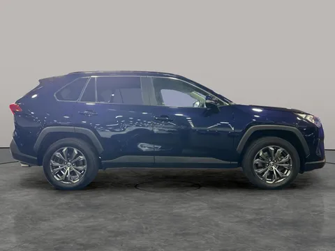 Thumbnail image for the Toyota RAV4 2.5 VVT-h GPF Design    CVT