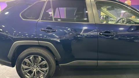 Thumbnail image for the Toyota RAV4 2.5 VVT-h GPF Design    CVT