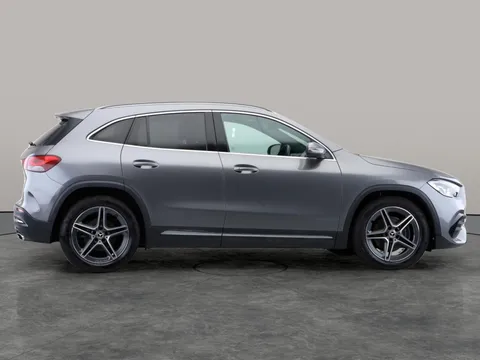 Thumbnail image for the Mercedes-Benz Gla 2.0 GLA200d AMG Line   8G-DCT
