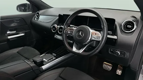Thumbnail image for the Mercedes-Benz Gla 2.0 GLA200d AMG Line   8G-DCT