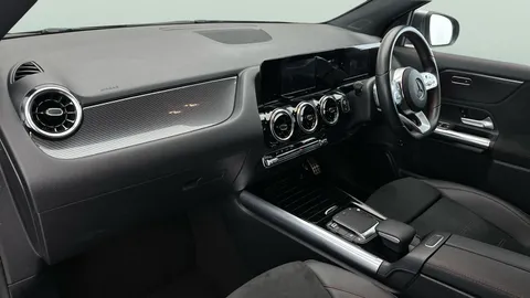 Thumbnail image for the Mercedes-Benz Gla 2.0 GLA200d AMG Line   8G-DCT