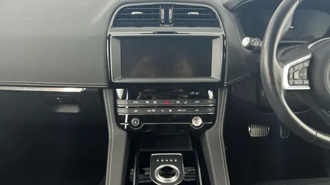 Thumbnail image for the Jaguar F-Pace 2.0 P250i Chequered Flag   AWD