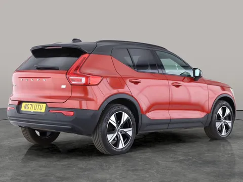 Thumbnail image for the Volvo XC40 1.5h T5 Twin Engine Recharge 10.7kWh R-Design   Plug-in