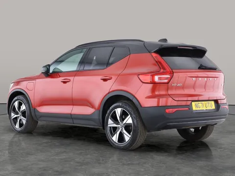 Thumbnail image for the Volvo XC40 1.5h T5 Twin Engine Recharge 10.7kWh R-Design   Plug-in