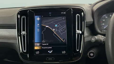 Thumbnail image for the Volvo XC40 1.5h T5 Twin Engine Recharge 10.7kWh R-Design   Plug-in