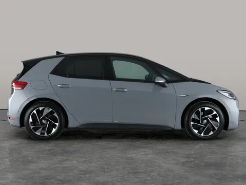 Thumbnail image for the Volkswagen Id.3 Pro 58kWh Family