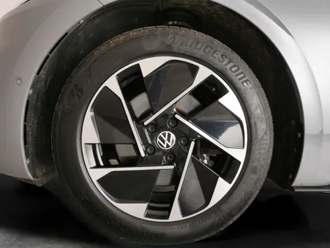 Thumbnail image for the Volkswagen Id.3 Pro 58kWh Family
