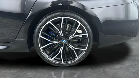 Thumbnail image for the BMW 5 Series 2.0 520i MHT M Sport    Steptronic