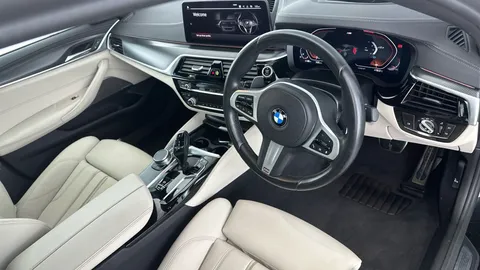 Thumbnail image for the BMW 5 Series 2.0 520i MHT M Sport    Steptronic