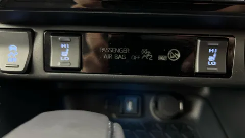Thumbnail image for the Toyota RAV4 2.5 VVT-h Black Edition    CVT 4WD