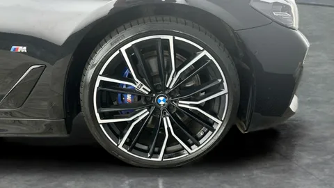 Thumbnail image for the BMW 5 Series 2.0 520i MHT M Sport    Steptronic