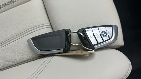 Thumbnail image for the BMW 5 Series 2.0 520i MHT M Sport    Steptronic