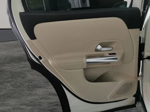 Thumbnail image for the Mercedes-Benz Eqa EQA 250 66.5kWh Sport