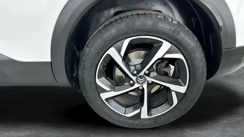 Thumbnail image for the Citroën C5 Aircross 1.5 BlueHDi Shine