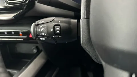 Thumbnail image for the Citroën C5 Aircross 1.5 BlueHDi Shine