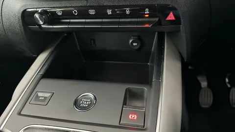 Thumbnail image for the Citroën C5 Aircross 1.5 BlueHDi Shine