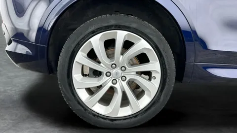 Thumbnail image for the Land Rover Discovery Sport 2.0 D180 MHEV R-Dynamic HSE   4WD