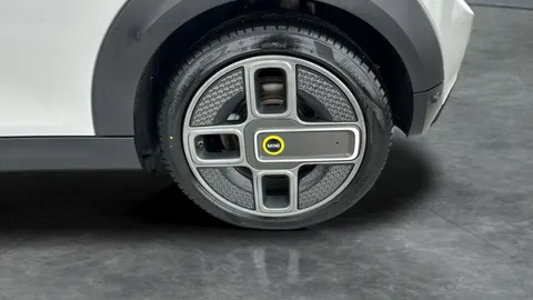 Thumbnail image for the Mini Electric Hatch Cooper SE 32.6kWh Level 2