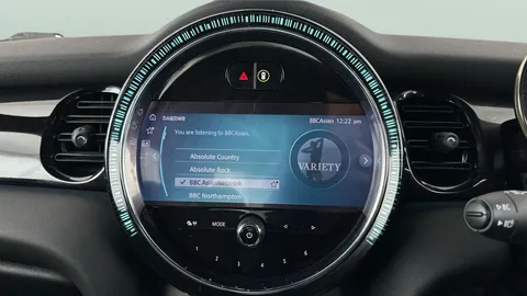 Thumbnail image for the Mini Electric Hatch Cooper SE 32.6kWh Level 2
