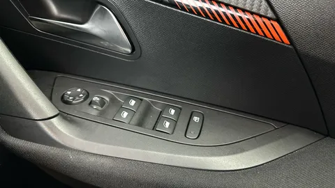 Thumbnail image for the Peugeot 2008 1.2 PureTech Active Premium