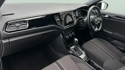 Thumbnail image for the Volkswagen T-Roc 1.5 TSI EVO Black Edition   DSG