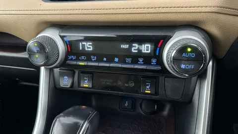 Thumbnail image for the Toyota RAV4 2.5 VVT-h Excel    CVT 4WD