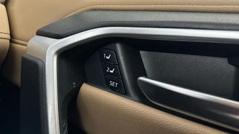 Thumbnail image for the Toyota RAV4 2.5 VVT-h Excel    CVT 4WD