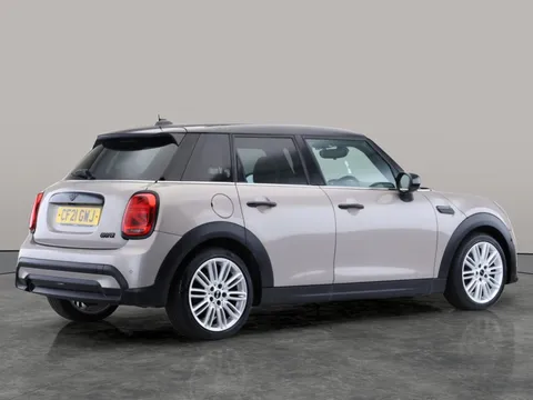 Thumbnail image for the Mini Hatch 1.5 Cooper Exclusive