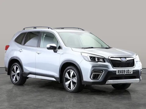 Thumbnail image for the Subaru Forester 2.0 i e-Boxer XE Premium    Lineartronic 4WD
