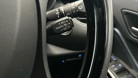 Thumbnail image for the Toyota C-HR 1.8 VVT-h GPF Design    CVT