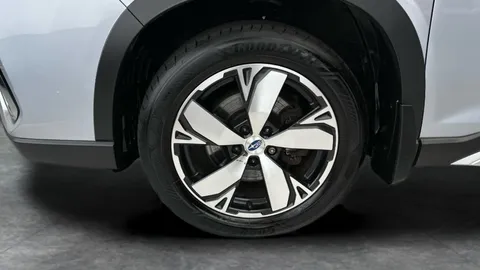 Thumbnail image for the Subaru Forester 2.0 i e-Boxer XE Premium    Lineartronic 4WD