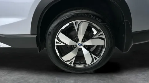 Thumbnail image for the Subaru Forester 2.0 i e-Boxer XE Premium    Lineartronic 4WD