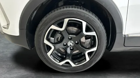 Thumbnail image for the Vauxhall Crossland 1.2 Turbo Ultimate Nav