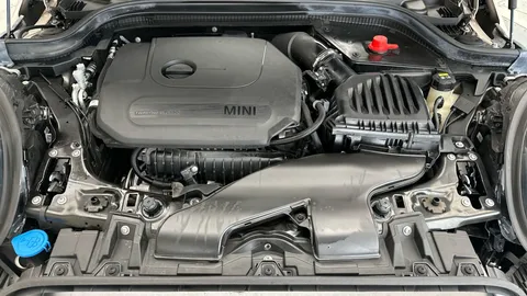 Thumbnail image for the Mini Hatch 1.5 Cooper Exclusive