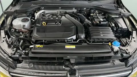 Thumbnail image for the Volkswagen Golf 1.5 eTSI MHEV R-Line    DSG